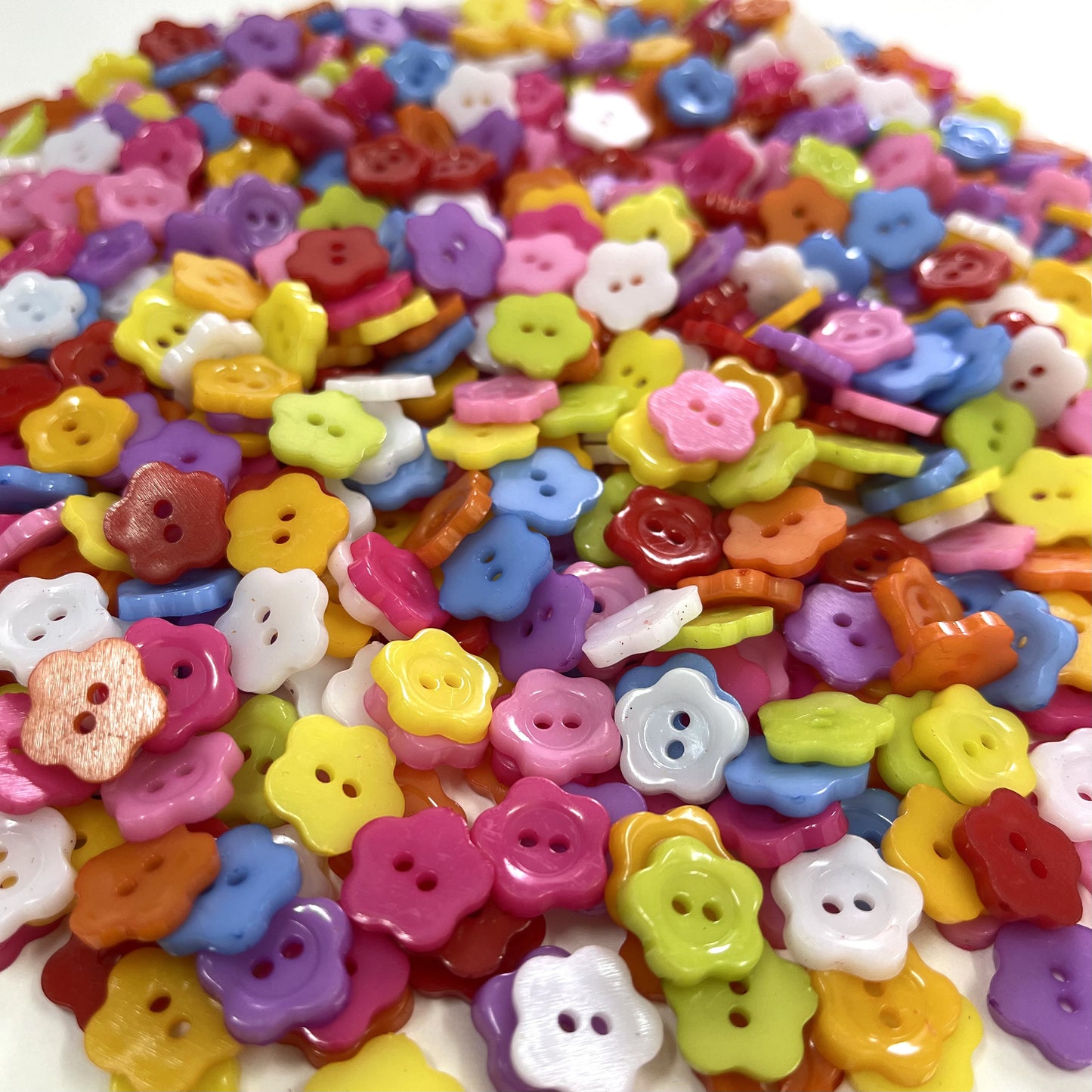 Flower shaped multi-color plastic buttons, Pack of 10