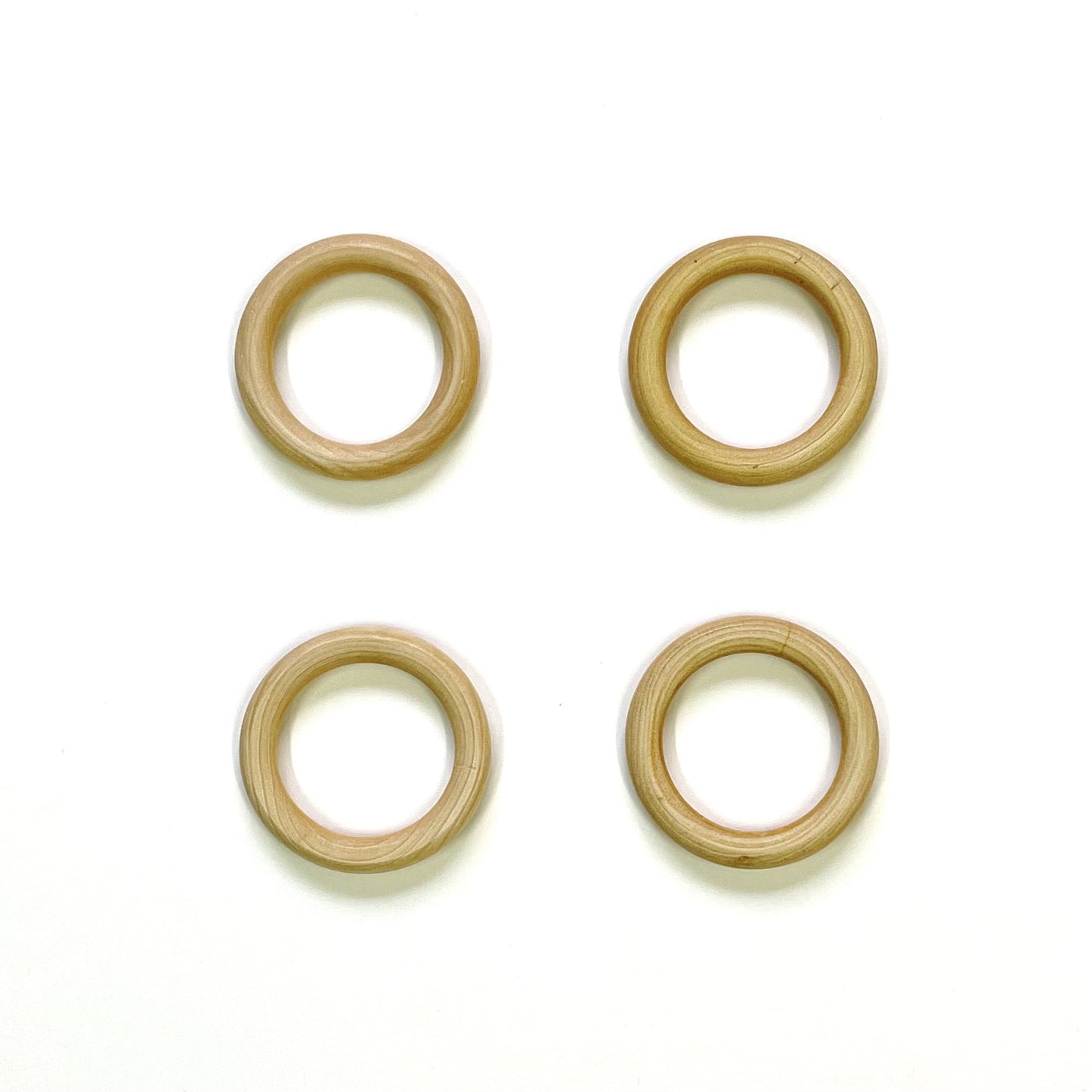 Wooden ring - 7cm