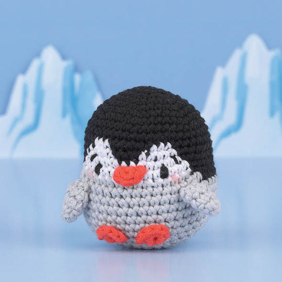 Hello Crafts - Amigurumi Crochet Kit - Pippen The Penguin