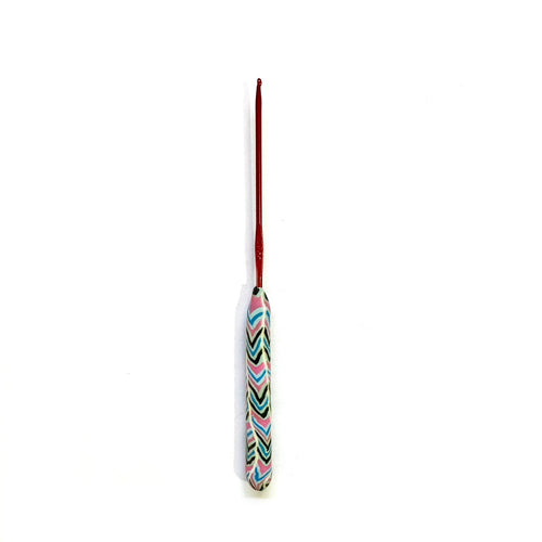 Metal crochet hook with designed silicone grip - 2mm