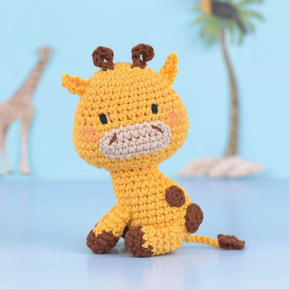 Hello Crafts - Amigurumi Crochet Kit - Gracie The Giraffe