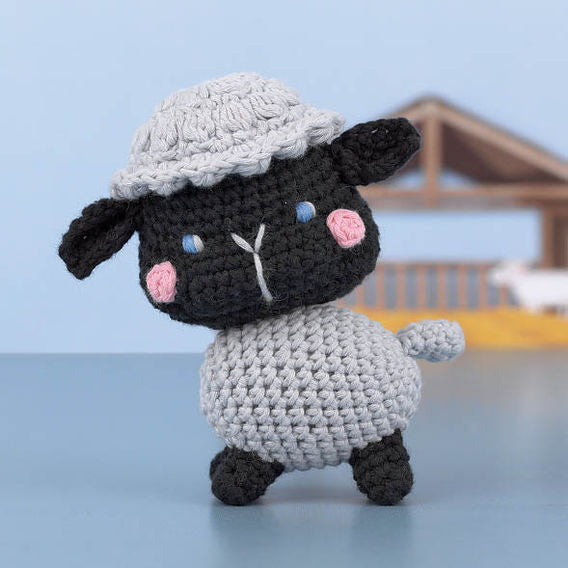 Hello Crafts - Amigurumi Crochet Kit - Barry The Sheep