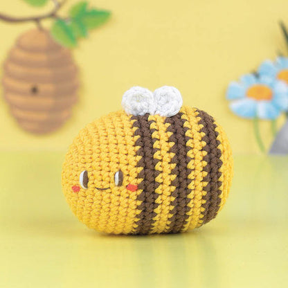 Hello Crafts - Amigurumi Crochet Kit - Billie The Bee