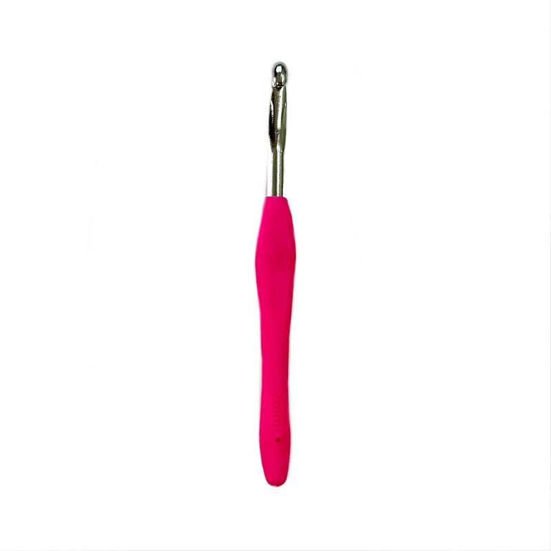 Metal crochet hook with rubber grip - 7mm