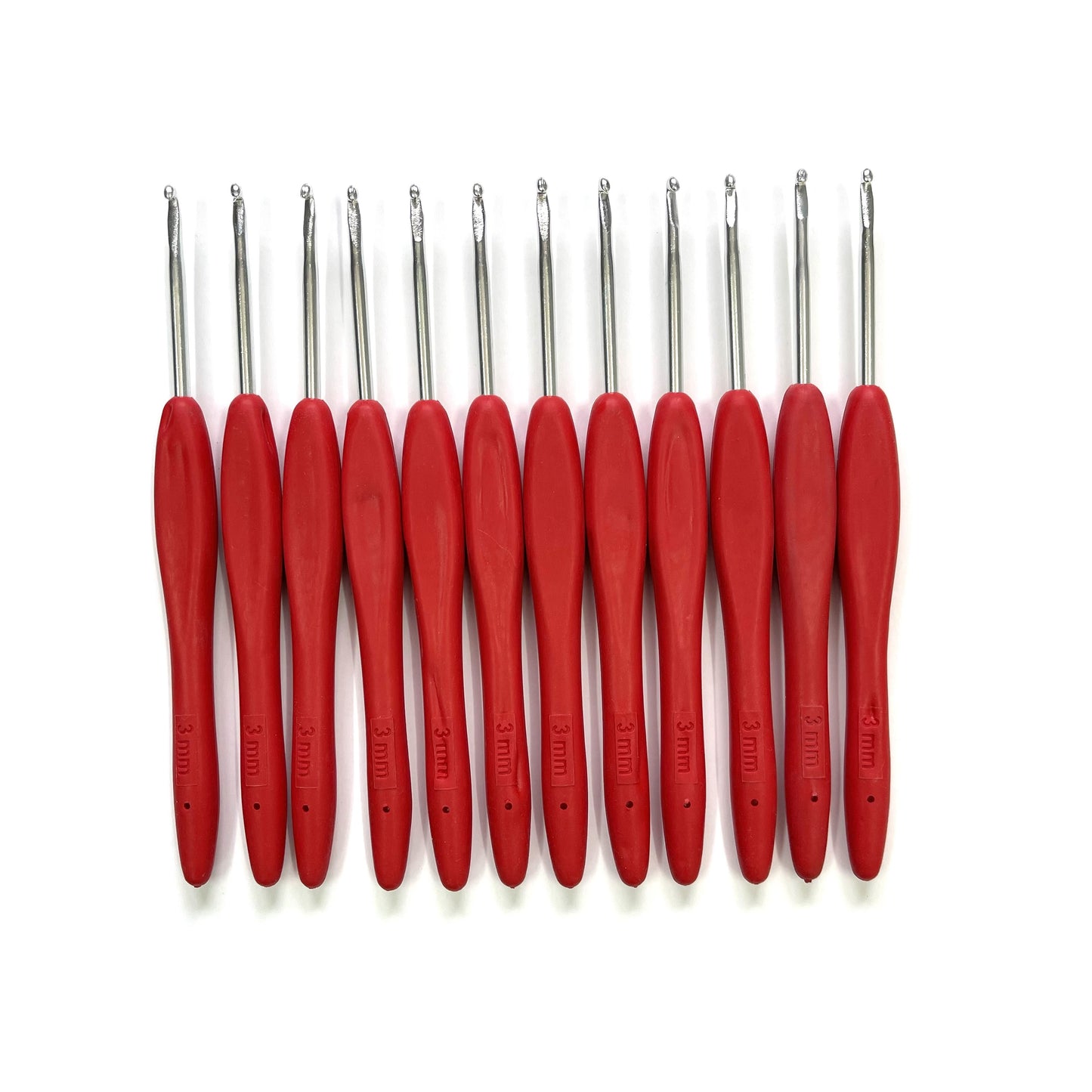 Metal crochet hook with rubber grip - 3mm